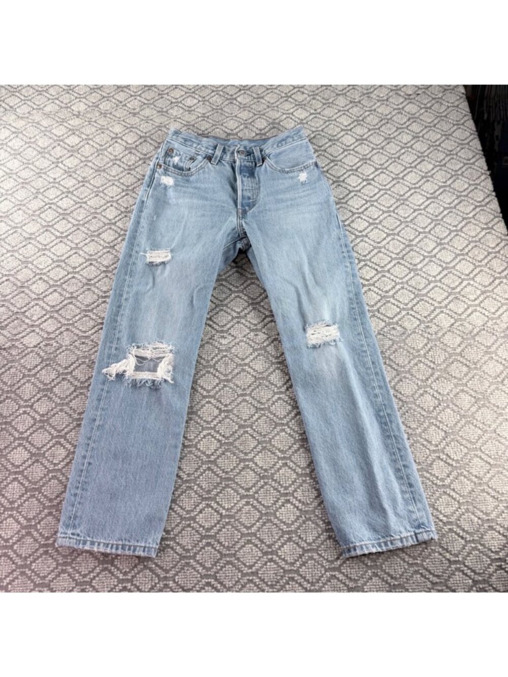 Levi’s 501 Distressed Light Wash Straight Leg Denim Jeans Size W24 L26 - Picture 3 of 16